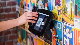 Как изменить цвет QR-кода в Фамилия